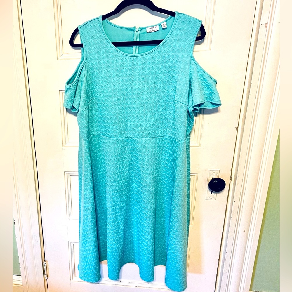 C'EST NOUS BY Roshanna 2X Aqua Cold Shoulder Dress